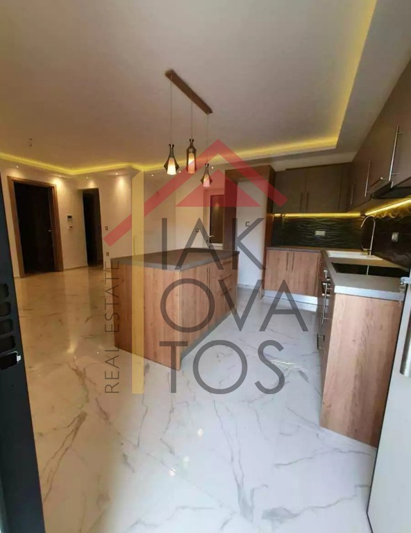 Διαμέρισμα 67 τ.μ. πρός ενοικίαση, Αθήνα - Νότια Προάστια, Γλυφάδα
