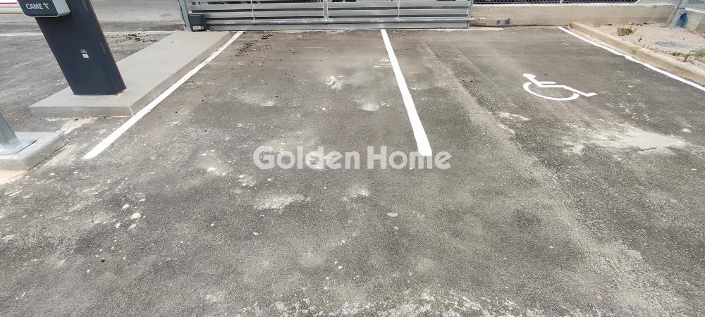 Parking 1.500 τ.μ. προς ενοικίαση, Κέντρο Μοσχάτου