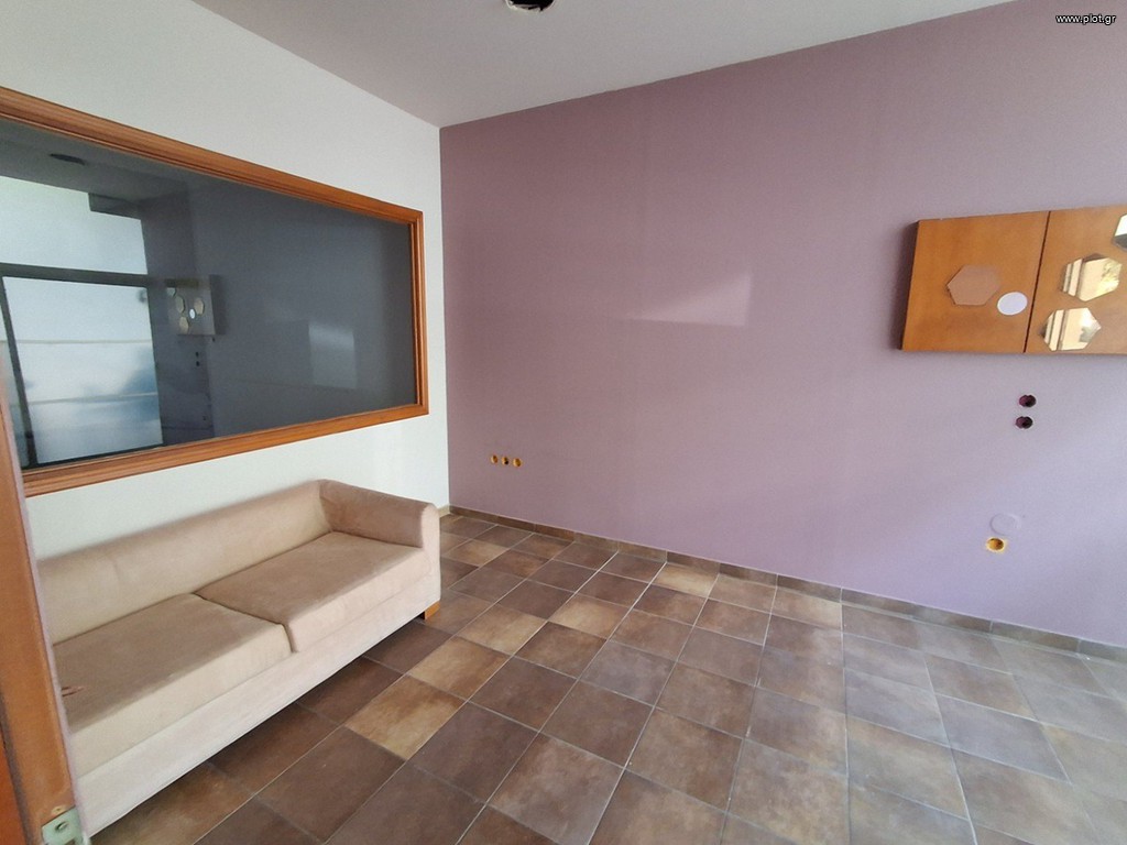 Κατάστημα 79 τ.μ. προς ενοικίαση, Κέντρο Μενεμένης