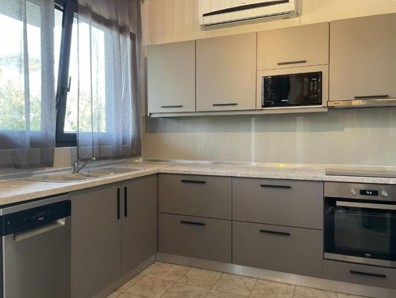 Κτίριο 300 τ.μ. πρός πώληση, Ν. Καβάλας, Θάσος