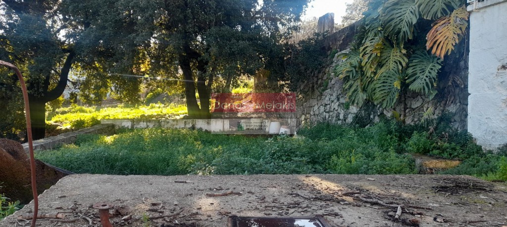 Κτίριο 185 τ.μ. προς πώληση, Τζιτζιφές