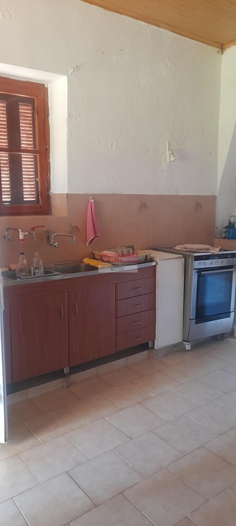 Κτίριο 185 τ.μ. προς πώληση, Τζιτζιφές