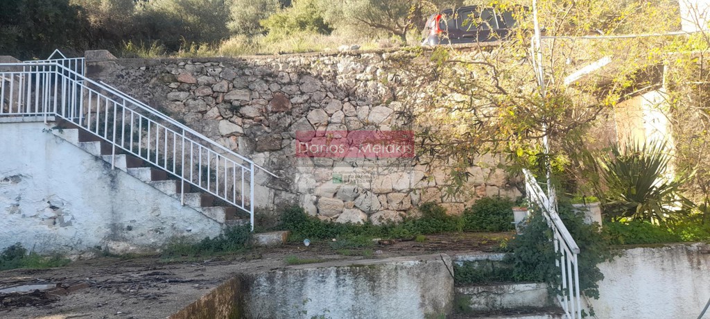 Κτίριο 185 τ.μ. προς πώληση, Τζιτζιφές