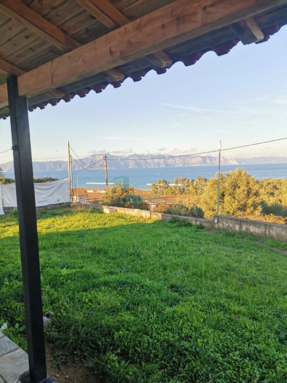 Μονοκατοικία 86 τ.μ. προς πώληση, Κεφαλές