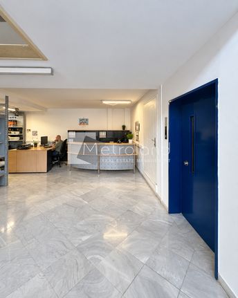 Επιχειρηματικό κτίριο 980 τ.μ. για ενοικίαση, Πειραιάς, Αγία Σοφία