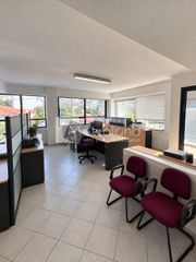 Επιχειρηματικό κτίριο 980 τ.μ. για ενοικίαση, Πειραιάς, Αγία Σοφία-thumb-2
