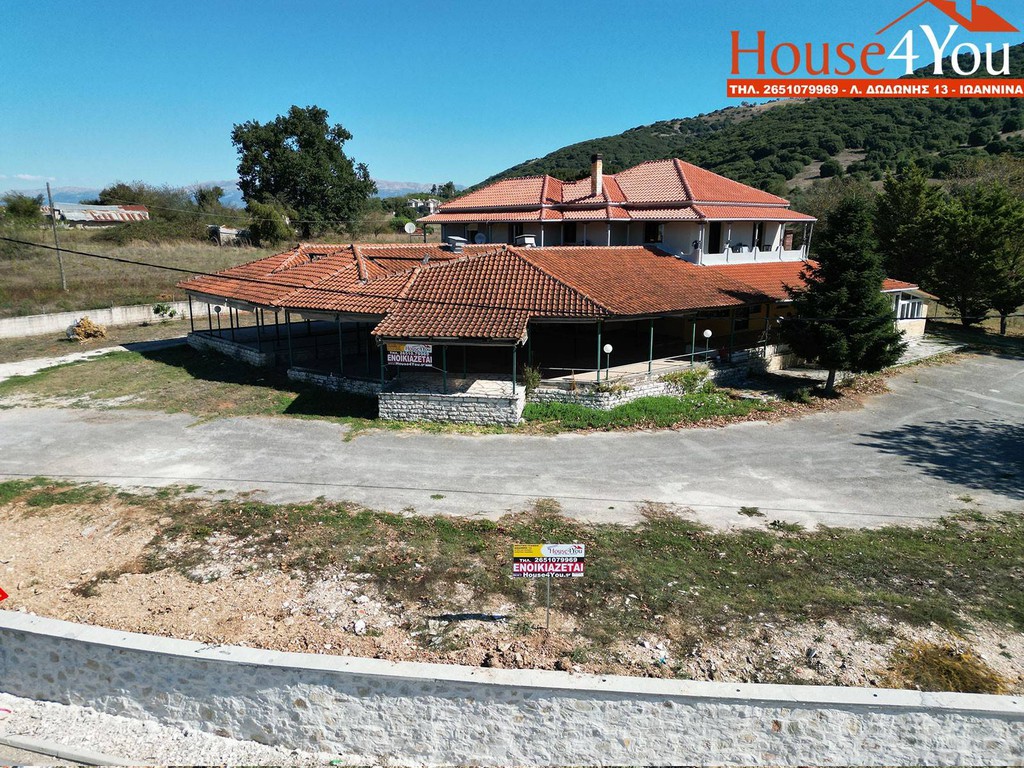 Κατάστημα 190 τ.μ. πρός ενοικίαση, Ν. Ιωαννίνων, Μπιζάνιο