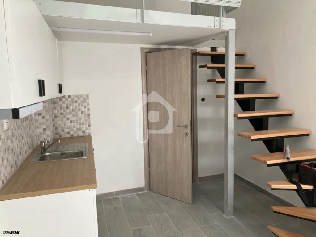 Studio / γκαρσονιέρα 32 τ.μ. προς ενοικίαση, Παπάφη