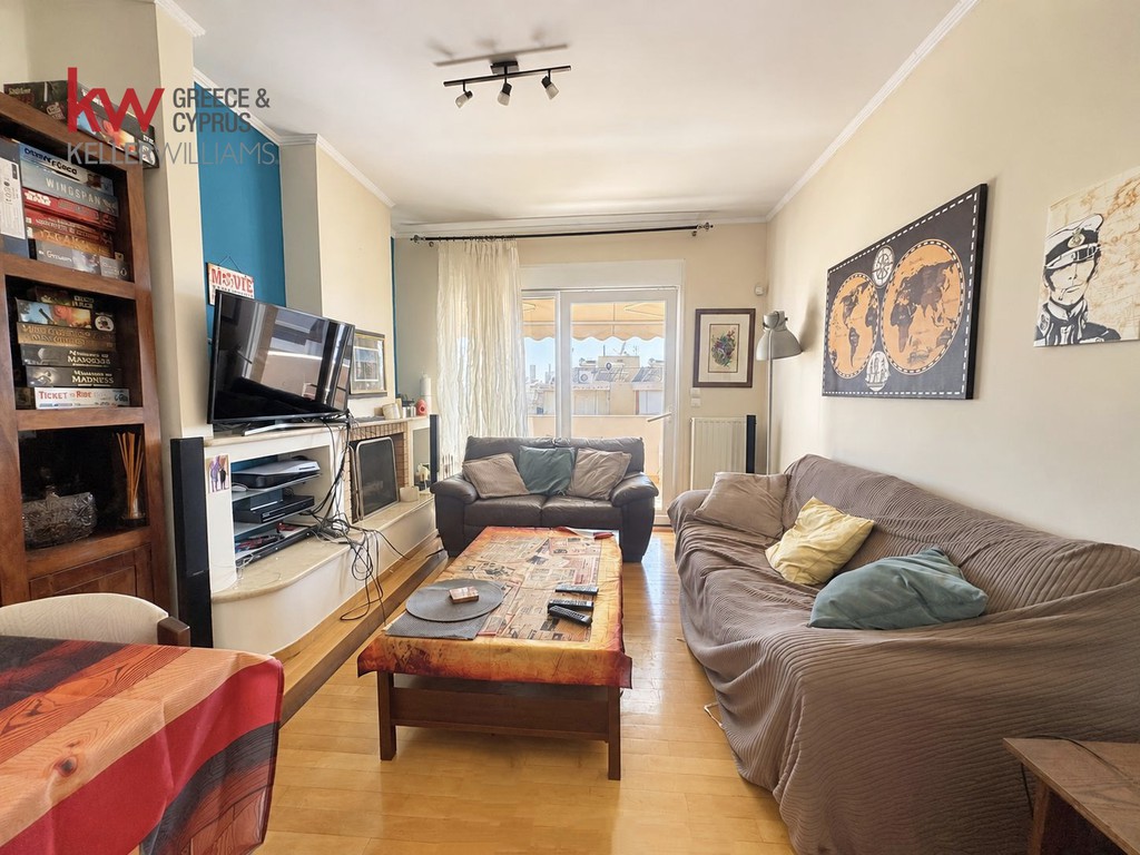 Apartment 107 sqm for rent, Athens - South, Palaio Faliro
