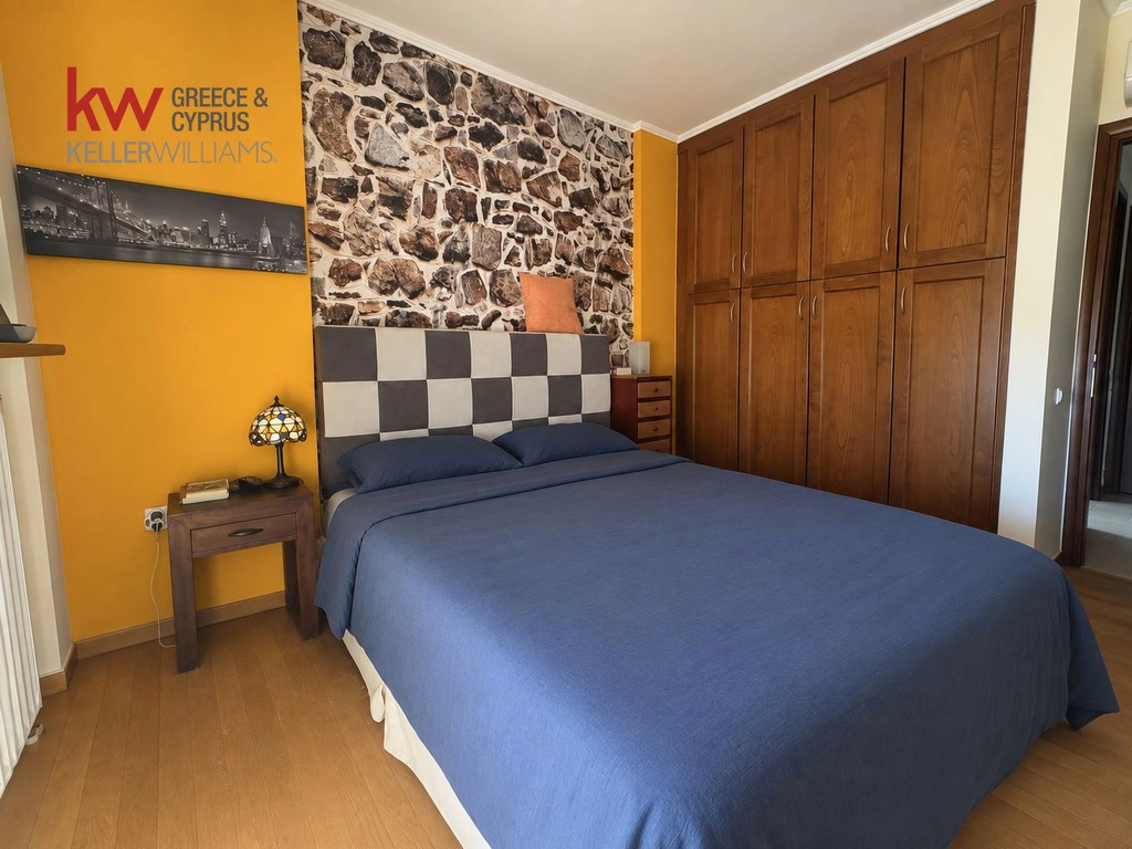 Apartment 107 sqm for rent, Athens - South, Palaio Faliro