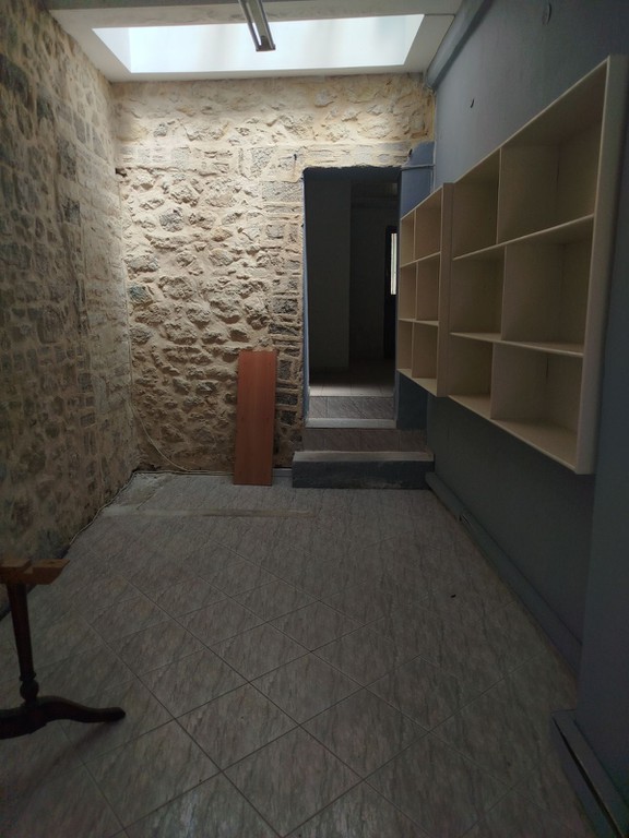 Κατάστημα 45 τ.μ. προς ενοικίαση, Ν. Ηρακλείου, Μοίρες