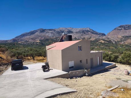 Detached home 155 sqm for sale