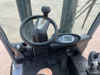 Still 2017 RX70-30-thumb-8