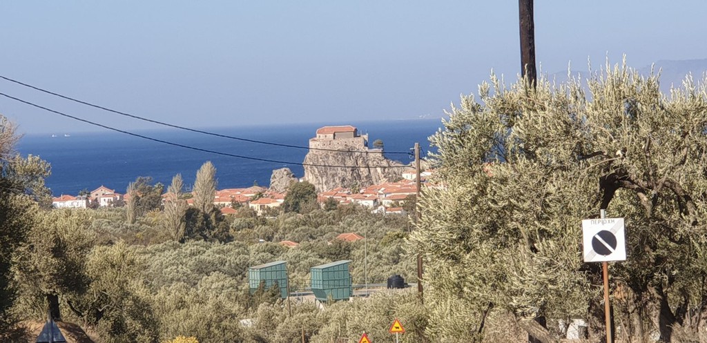 Οικόπεδο 23.700 τ.μ. πρός πώληση, Ν. Λέσβου, Λέσβος - Πέτρα
