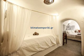 Βίλλα 147 τ.μ. για πώληση, Κυκλάδες, Σαντορίνη-thumb-12