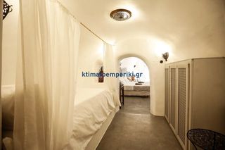 Βίλλα 147 τ.μ. για πώληση, Κυκλάδες, Σαντορίνη-thumb-13