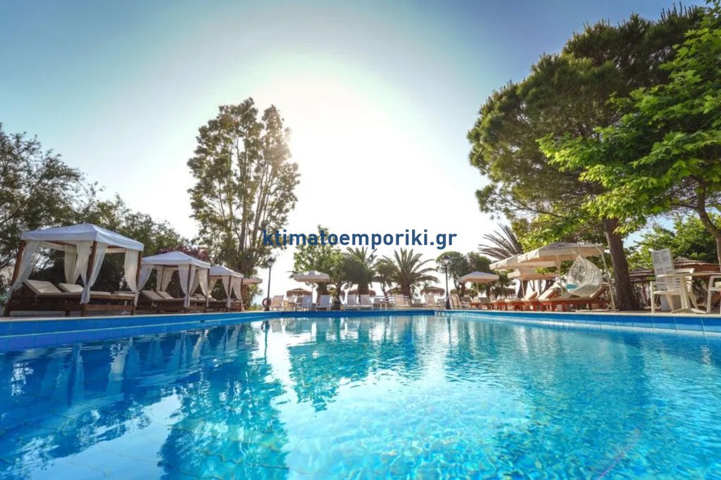 Hotel 2.552 sqm for sale, Kefallinia Prefecture, Kefalonia