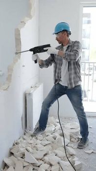 Τεχνίτες και Βοηθοί Όλων των Ειδικοτήτων