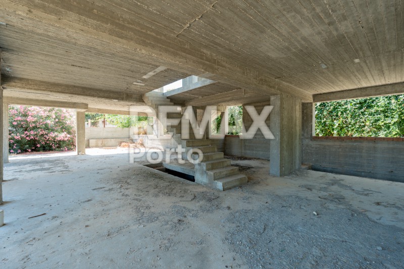Συγκρότημα διαμερισμάτων 422,26 τ.μ. πρός πώληση, Αττική - Υπόλοιπο, Μαρκόπουλο
