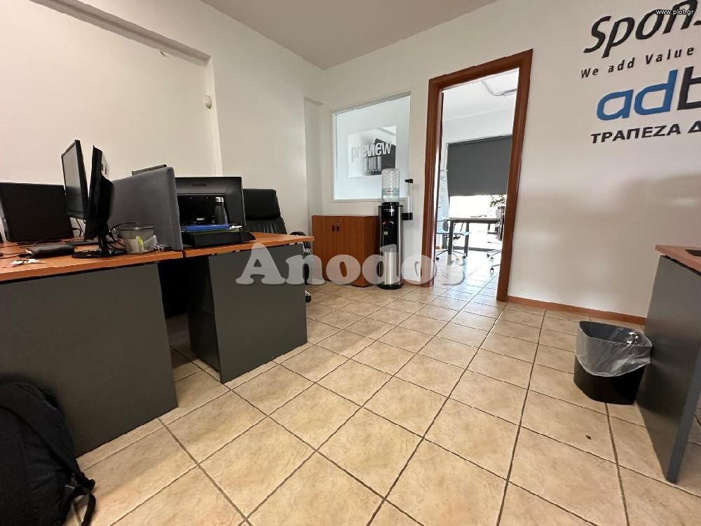 Κατάστημα 130 τ.μ. πρός ενοικίαση, Αθήνα - Βόρεια Προάστια, Μαρούσι