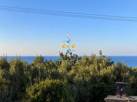 Οικόπεδο 693 τ.μ. πρός πώληση