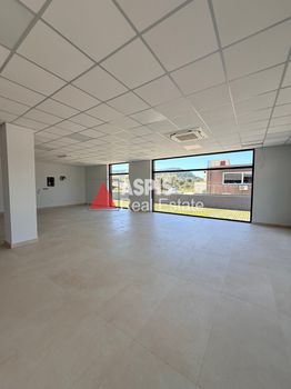 Κατάστημα 97 τ.μ. προς ενοικίαση