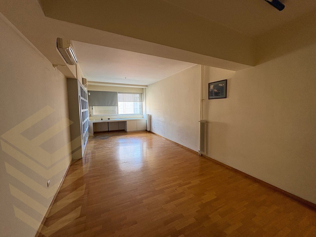Office 33 sqm for sale, Athens - Center, Kentro