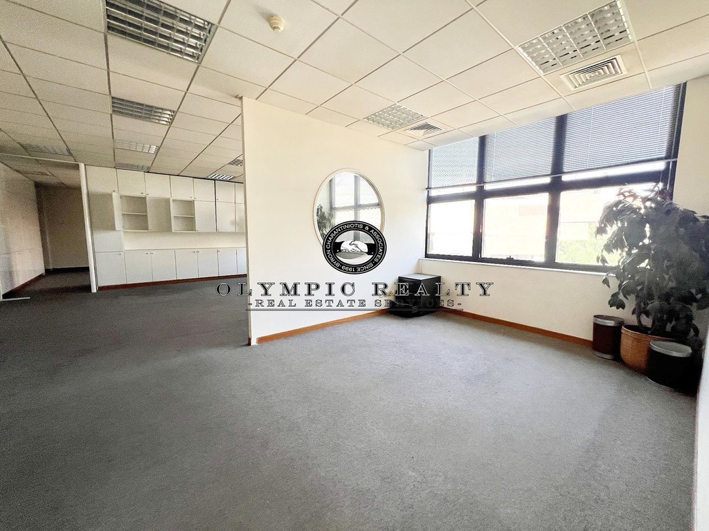 Επιχειρηματικό κτίριο 2.242 τ.μ. πρός πώληση, Αθήνα - Δυτικά Προάστια, Μεταμόρφωση