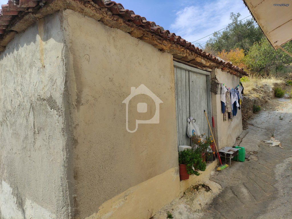 Μονοκατοικία 180 τ.μ. προς πώληση, Γέρα Λέσβου