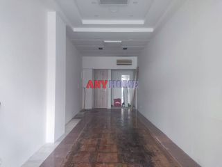 Store 36 sqm for rent
