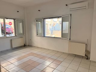 Διαμέρισμα 78 τ.μ. πρός ενοικίαση, Πειραιάς, Αγία Σοφία-thumb-1