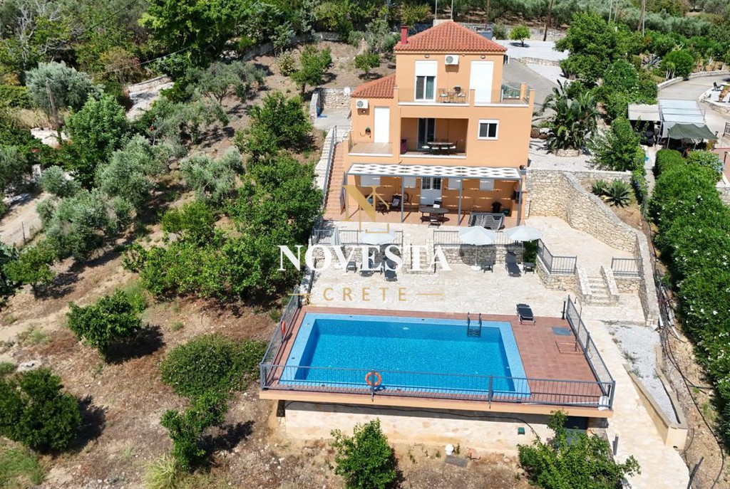 Βίλλα 180 τ.μ. πρός πώληση, Ν. Χανίων, Γεωργιούπολη