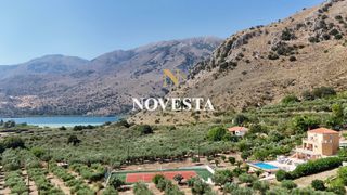 Villa 180 sqm for sale