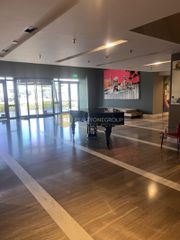Office 527 sqm for rent