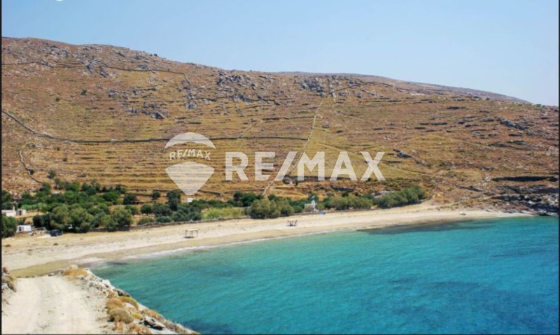 Αγροτεμάχια 5.180 τ.μ. προς πώληση, Τζια
