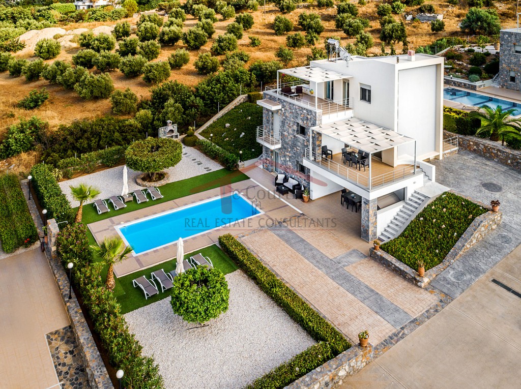 Συγκρότημα διαμερισμάτων 368 τ.μ. προς πώληση, Κέντρο Χερσονήσου