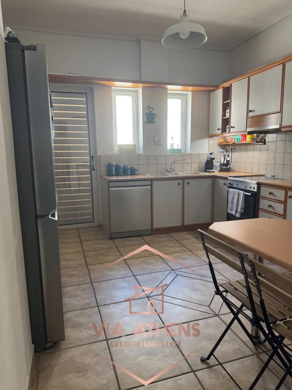 Διαμέρισμα 150 τ.μ. πρός ενοικίαση, Αθήνα - Νότια Προάστια, Γλυφάδα