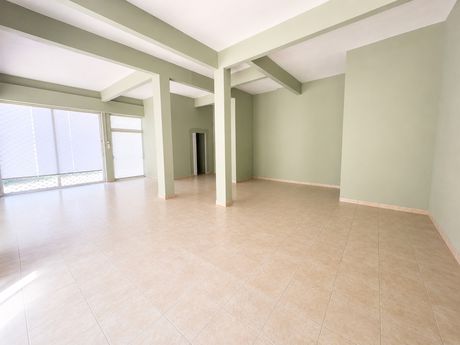 Store 77 sqm for rent