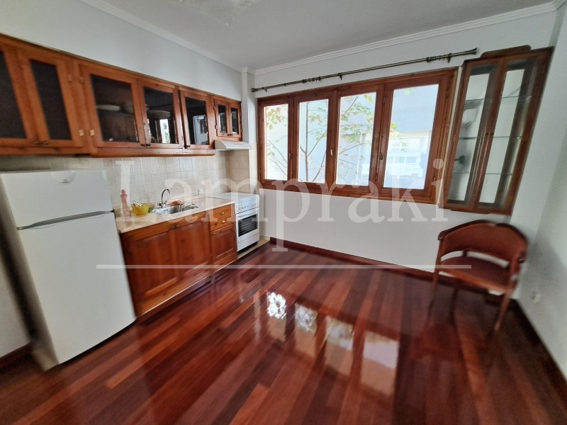 Studio / γκαρσονιέρα 50 τ.μ. προς ενοικίαση, Δόξα