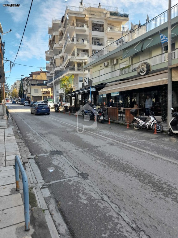 Κατάστημα 125 τ.μ. προς πώληση, Άγιος Παντελεήμονας Πολίχνης