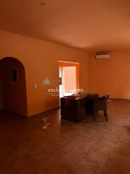 Apartment 93 sqm for rent