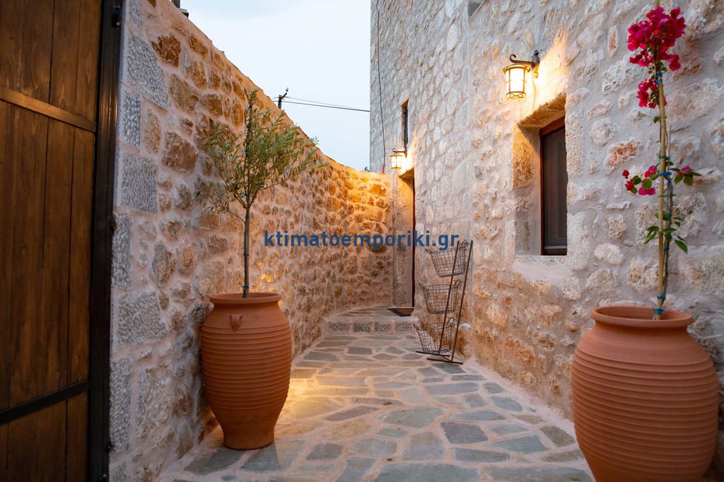 Βίλλα 1 τ.μ. πρός πώληση, Λακωνία, Σπάρτη