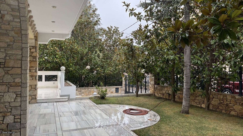 Μονοκατοικία 335 τ.μ. πρός ενοικίαση, Αθήνα - Βόρεια Προάστια, Νέα Ερυθραία