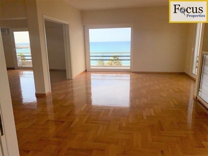 Διαμέρισμα 240 τ.μ. πρός ενοικίαση, Αθήνα - Νότια Προάστια, Παλαιό Φάληρο