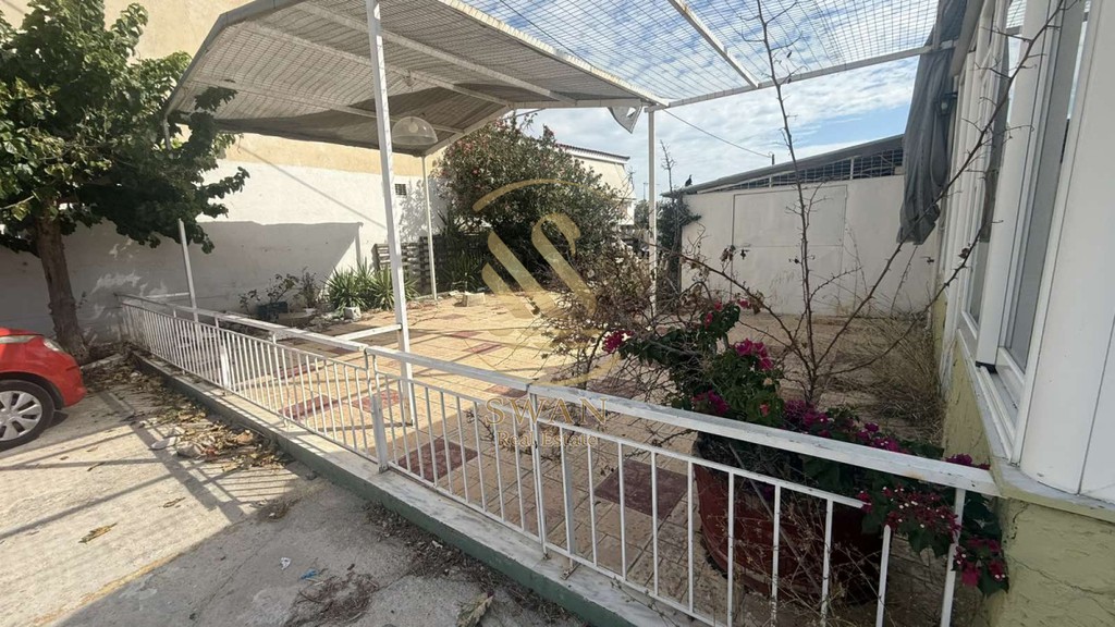 Κατάστημα 240 τ.μ. προς ενοικίαση, Κάτω Αλμυρή