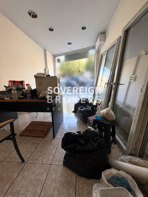 Κατάστημα 35 τ.μ. προς ενοικίαση, Μαύρος Γάτος