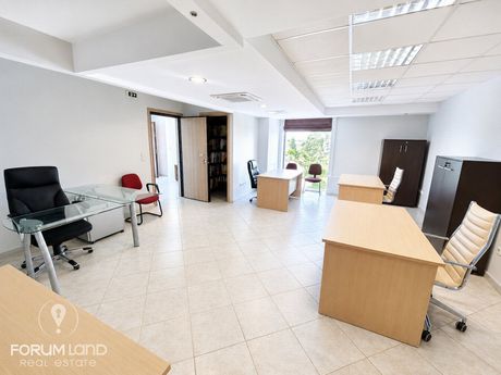 Office 180 sqm for rent