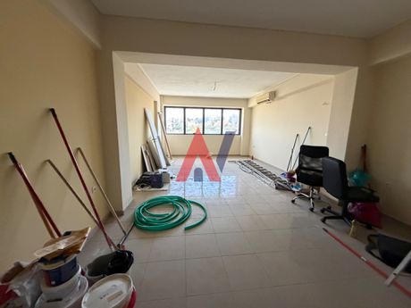Office 57 sqm for rent
