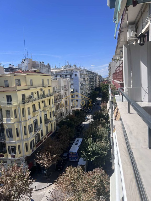 Διαμέρισμα 60 τ.μ. πρός ενοικίαση, Θεσσαλονίκη - Κέντρο, Καμάρα