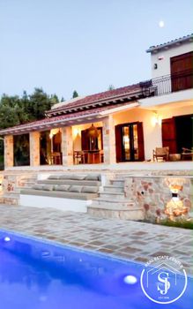 Villa 280 sqm for sale